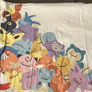 Uniqlo Pokemon Dittos T-Shirt